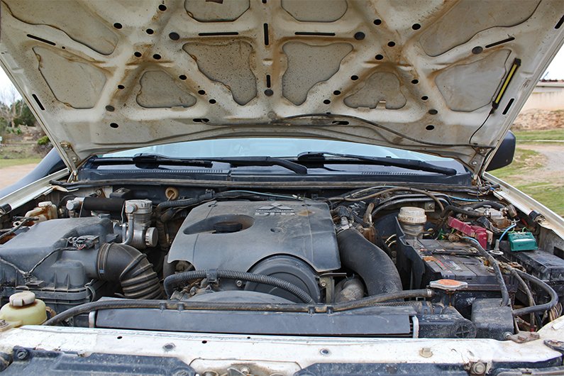 motor mitsubishi l200 motor mitsubishi l200