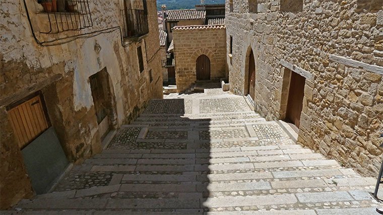 escalinata matarraña