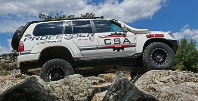 TOYOTA LAND CRUISER HDJ100