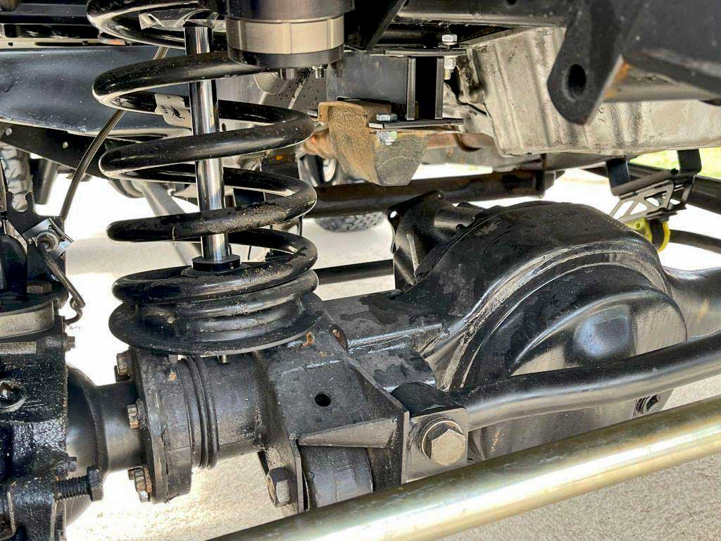 características land rover defender 110