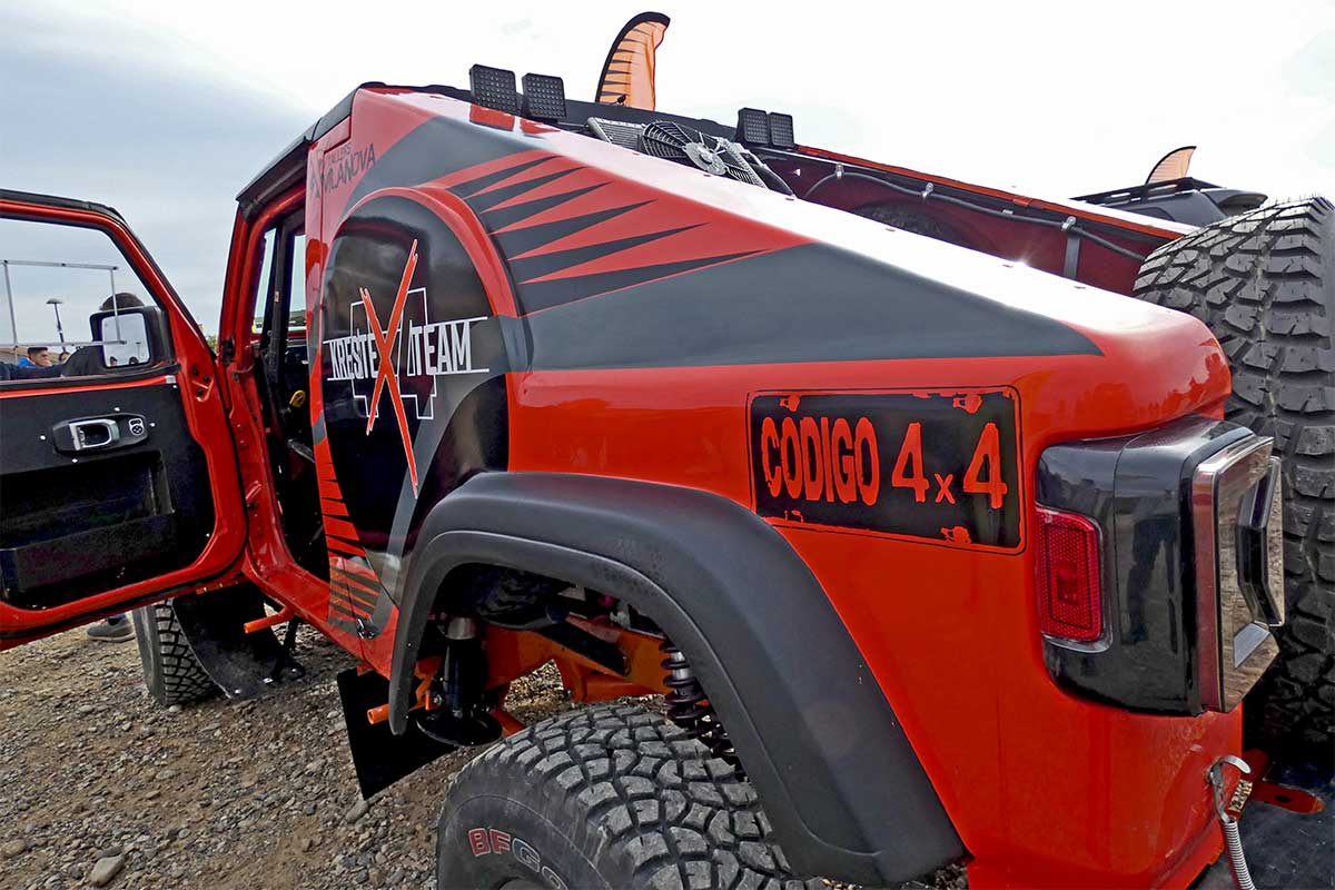 jeep logo codigo 4x4